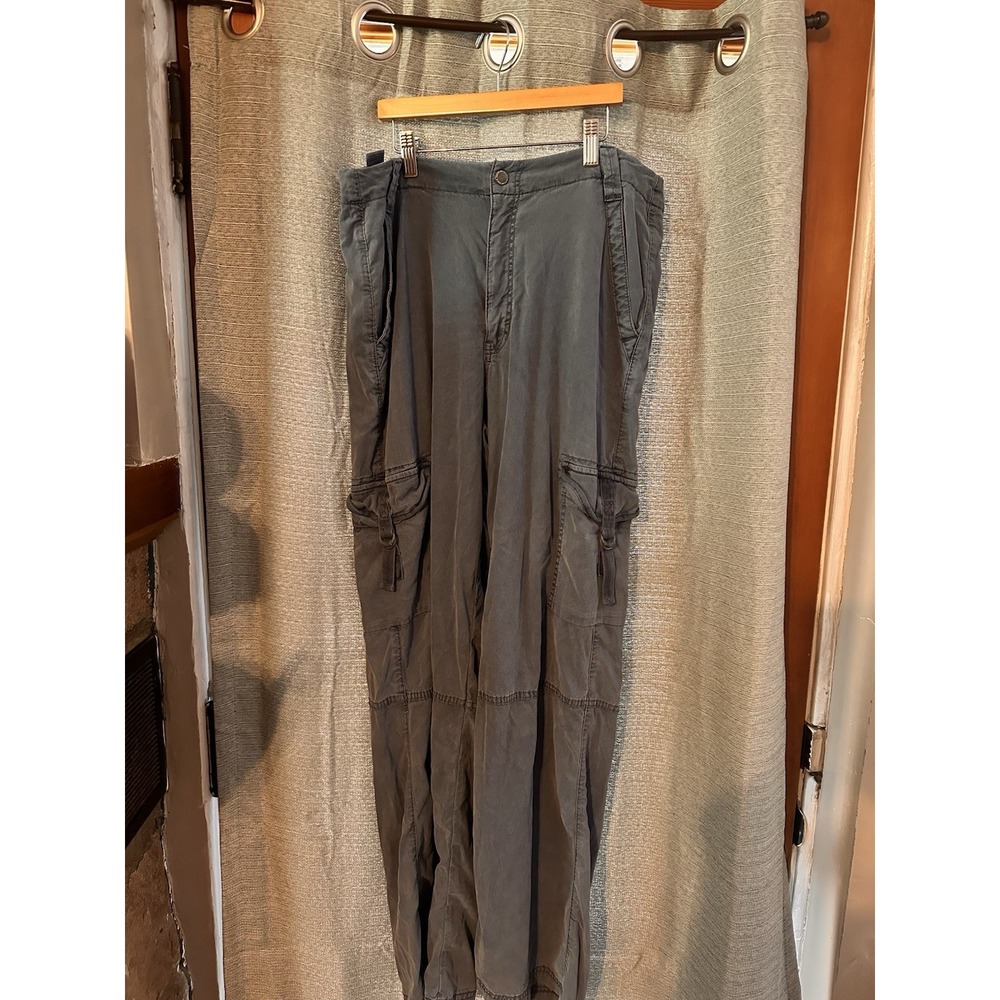 American Eagle Cargo Pants Womens Sz 12 Long Super High Rise Baggy Wide Leg